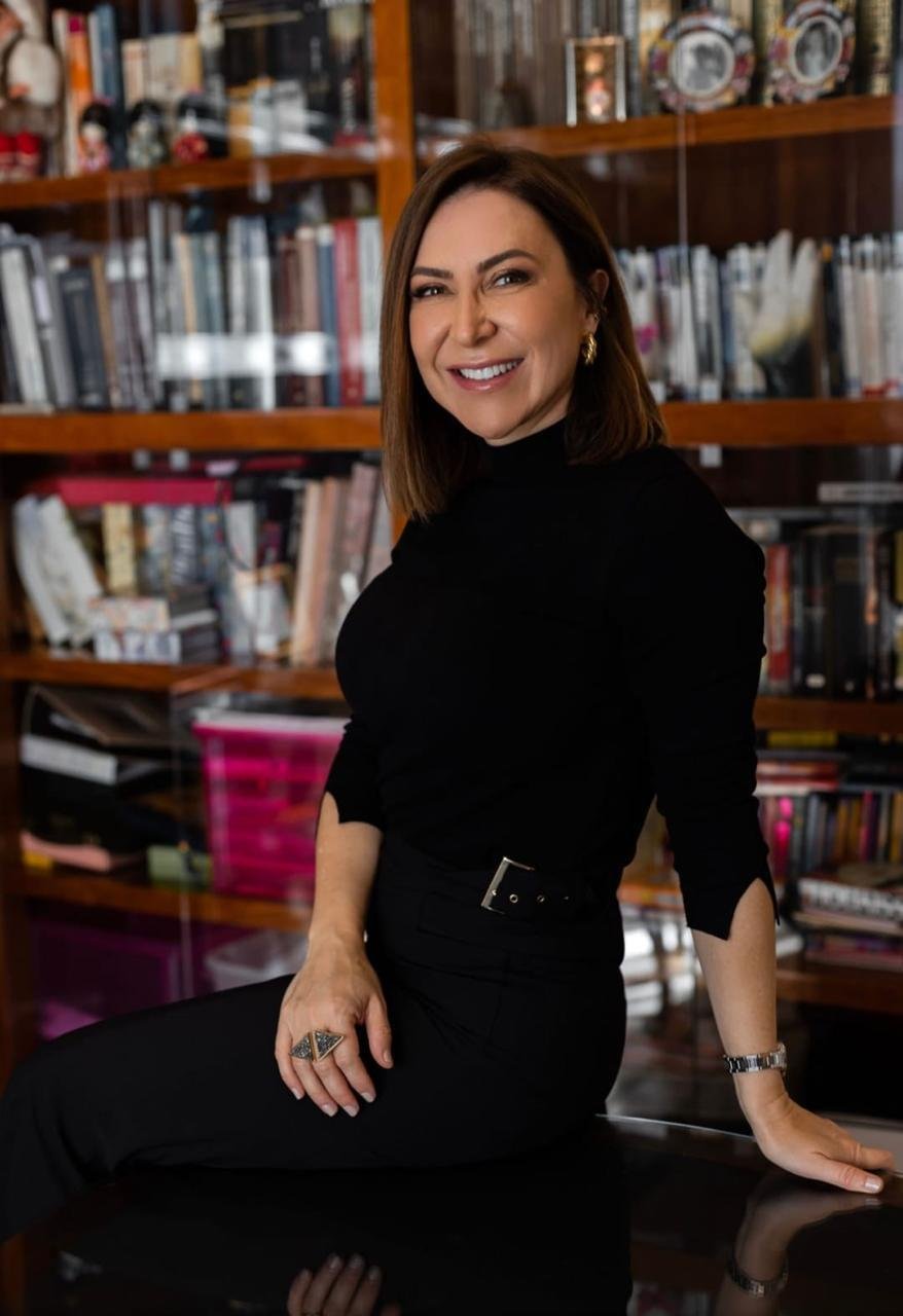 Dra. Loana Valiatti - Especialista em SIBO